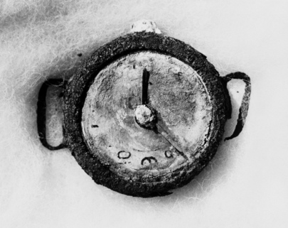 広島原爆投下の午前8時15分で止まった腕時計 　1945年8月6日　©UN Photo/DB 